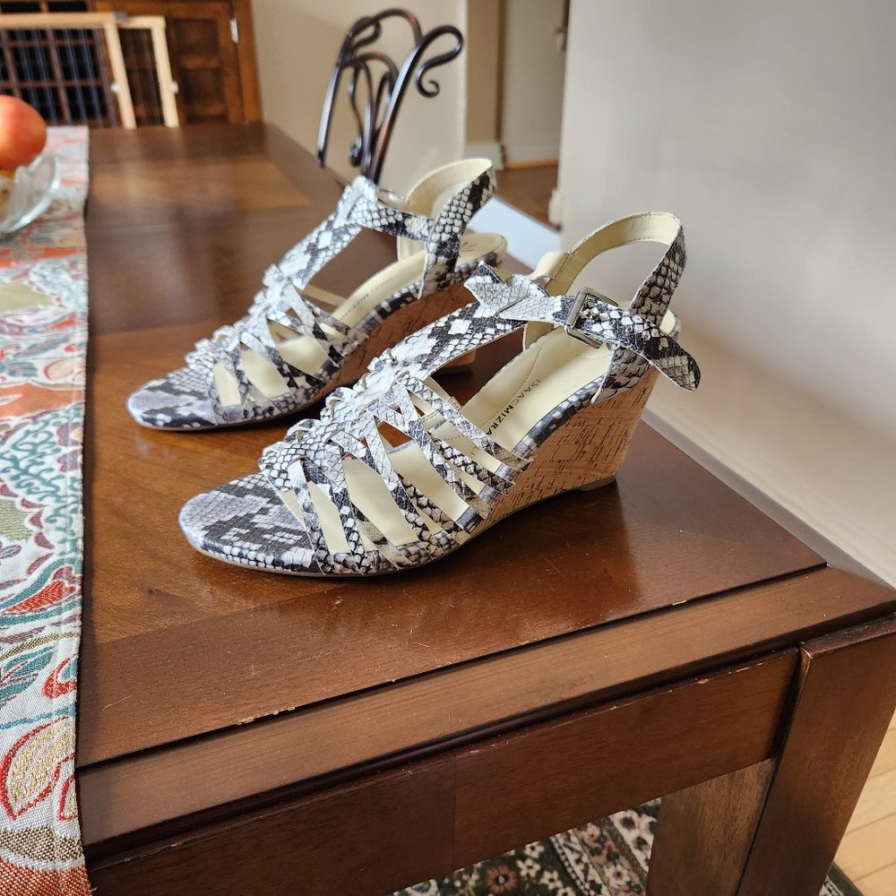 Isaac Mizrahi - women's sandal